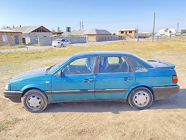 vw: Volkswagen Passat: 1991 г., 1.8 л, Механика, Бензин, Седан — 4