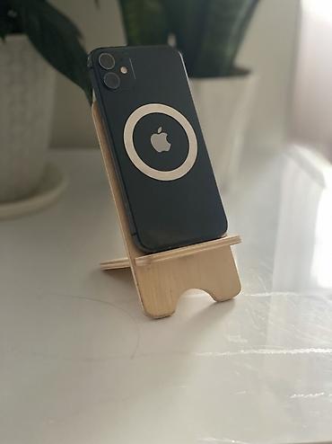 Уюлдук телефондор жана аксессуарлар: IPhone 12, Колдонулган, 128 ГБ, Кара, Заряддоочу түзүлүш, 72 % — 2