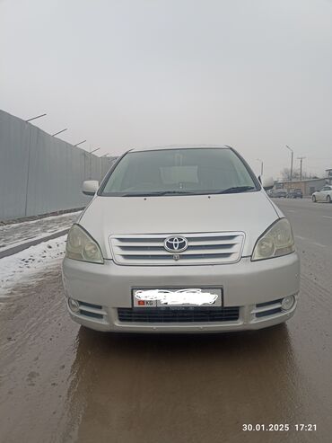 тайота рассрочка: Toyota Ipsum: 2002 г., 2.4 л, Автомат, Бензин, Минивэн