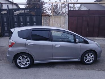 Honda: Honda Fit: 2009 г., 1.5 л, Автомат, Бензин, Хэтчбэк — 4