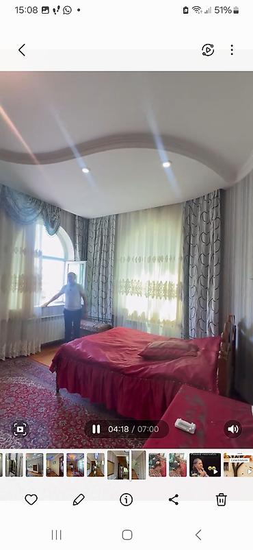 Həyət evi alıram: Satılır: 3 mərtəbəli fərdi yaşayış evi - Ümumi planlama: Zirzəmi + 2 — 7