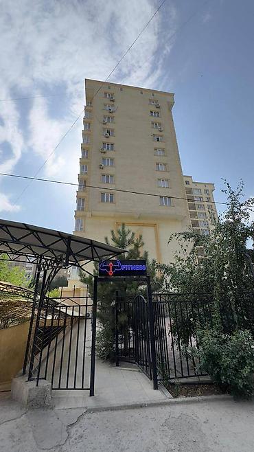 Башка коммерциялык кыймылсыз мүлктү сатуу: 🏢 ПРОДАЁТСЯ ГОТОВОЕ КОММЕРЧЕСКОЕ ПОМЕЩЕНИЕ 📍 Общая площадь: 392 м² + — 22