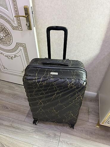 camadan valiz: Sərt korpuslu səyahət çamadanı - Tutum: böyük ölçü - Təkərlər: 4 ədəd — 1