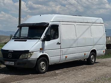 эшке: Жеңил жүк ташуучу унаа, Mercedes-Benz, Стандарт, 3 т, Колдонулган — 2