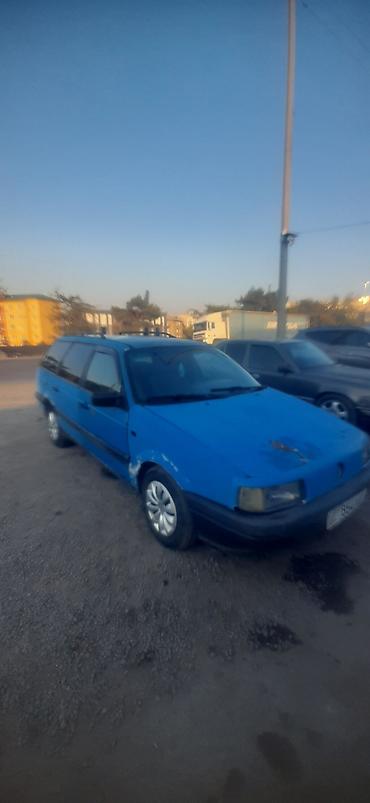 255 40 20: Volkswagen Passat Variant: 1990 г., Универсал — 4