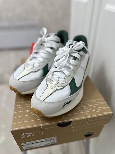 Кроссовки и спортивная обувь: Срочно 🚨 продается Кроссовка Li-Ning Новое 🆕 Оригинал 💯 %✅ Размер — 2