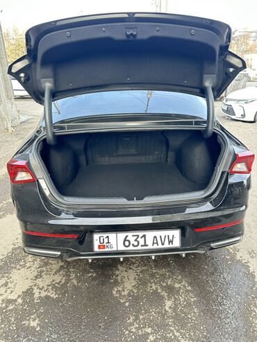 Kia: Kia K5: 2023 г., 2 л, Гибрид, Седан — 5