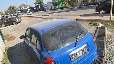 prius plus: Daihatsu Sirion: 2003 г., 1 л, Механика, Бензин, Хэтчбэк — 5