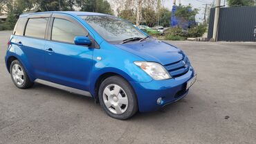 Toyota: Toyota ist: 2003 г., Автомат, Бензин, Хэтчбэк