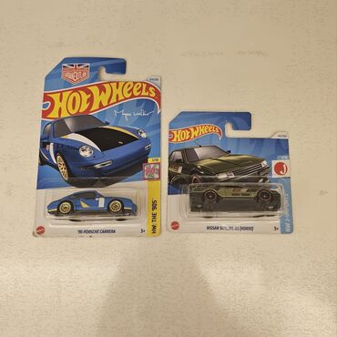 серебряные струны для гитары: Iki ədəd regular hotwheels.Porsche carrera uzun qutu ilədir.İkisidə