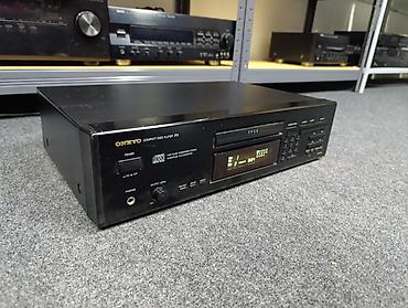 Pojačala i prijemnici: Onkyo DX-7310 Compact Disc Player ima optiku Specifications Disc — 1