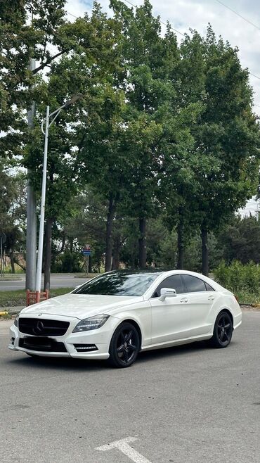 меняю на кв: Mercedes-Benz CLS 350: 2013 г., 3.5 л, Автомат, Бензин, Седан