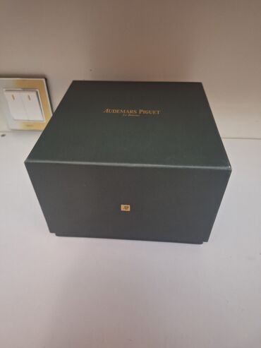 Qol saatları: Salam. Saat tam orjinaldi hediyge alinib birdefde olsun istifade — 10