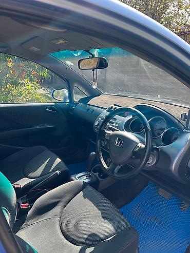 Honda: Honda Fit: 2003 г., 1.5 л, Вариатор, Бензин, Хэтчбэк — 4