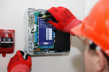 Видеонаблюдение: Установка видеонаблюдения любой сложности Подключение удалённого — 20