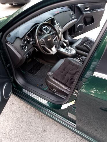 Chevrolet: Chevrolet Cruze: 1.4 l | 2014 il 199000 km Sedan — 9