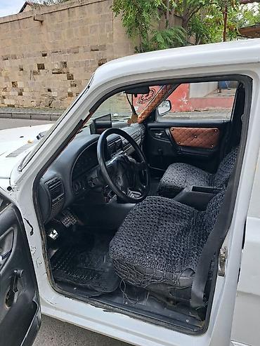 reno 12 toros: QAZ : 2.4 l | 1993 il Pikap — 8