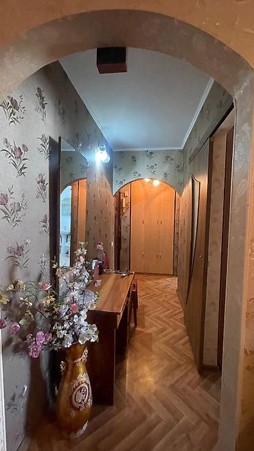 Продажа квартир: 2 комнаты, 48 м², 3 мкр 104 серия, 3 этаж, Косметический ремонт — 4