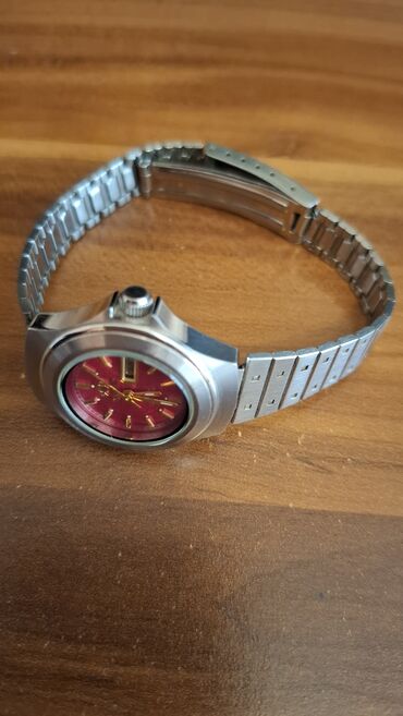 Qol saatları: İşlənmiş, Qol saatı, Orient, rəng - Qırmızı — 1