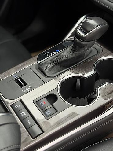 Toyota: Toyota Highlander: 2021 г., 2.5 л, Автомат, Гибрид, Кроссовер — 10