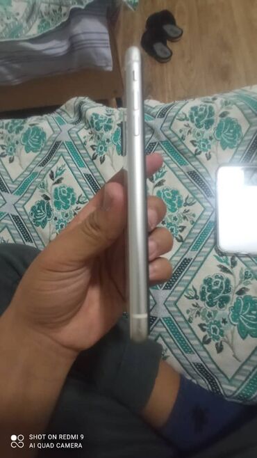 Apple iPhone: IPhone 11, Б/у, 128 ГБ, Белый, Чехол, 78 % — 4