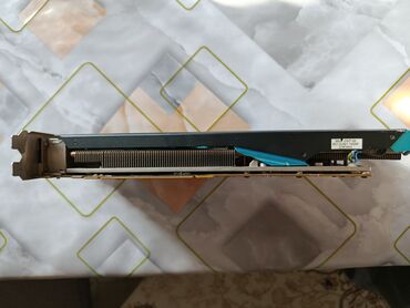 винтилятр: Видеокарта, Б/у, Sapphire, Radeon R, 4 ГБ, Для ПК