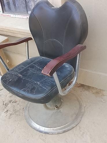 Salon, tibbi kreslolar: İşlənmiş, Saç kəsimi kreslosu — 3