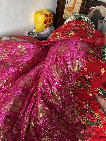 Одеяла и пледы: 160*210 Есть 2 штуки Каждая 3500 Находиться в Канте Тёплое стёганое — 3