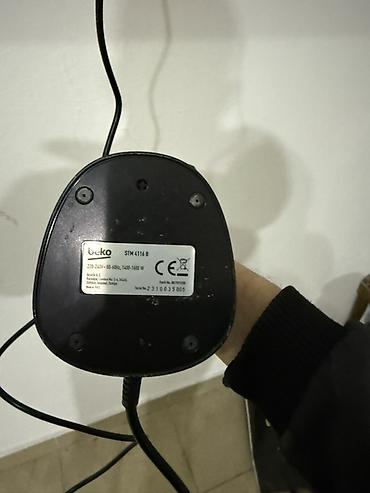 philips xenium e570: Beko STM 4116 B – əl tipli paltar buxar ütüsü - Güc: 1400–1600 W - — 2