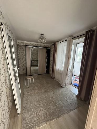 купить квартиру ош: 2 комнаты, 50 м², Индивидуалка, 3 этаж, Косметический ремонт — 2