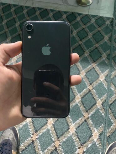 Apple iPhone: IPhone Xr, Б/у, 64 ГБ, Черный, Зарядное устройство, 80 %