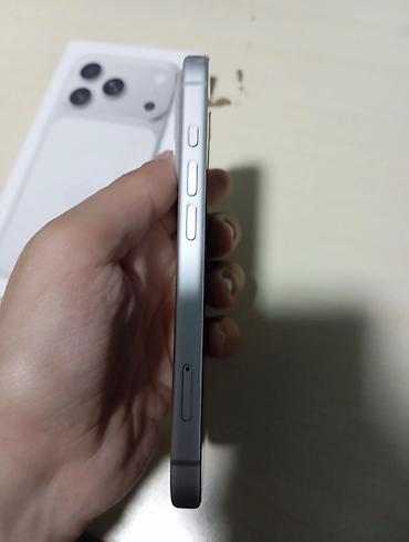 ipad pro 2: IPhone 17 Pro, 256 GB, Ağ, Barmaq izi, Simsiz şarj, Face ID — 2