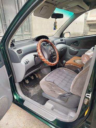 Toyota: Toyota Funcargo: 2003 г., Автомат, Бензин, Хэтчбэк — 6