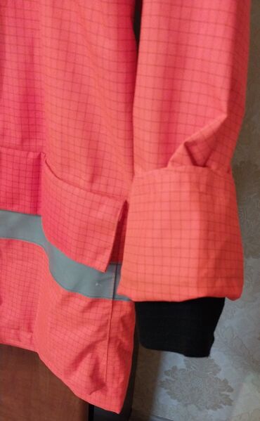 Digər kişi geyimləri: Uniforma. Kutka.az işlenmiş.sökuyu yoxdur.(Razmer:M-48)Qalındı. Su — 9