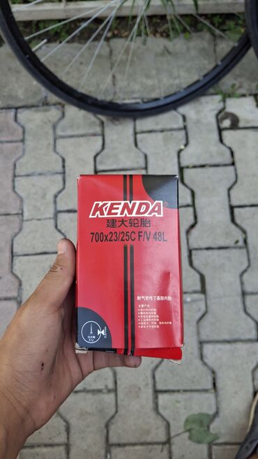 бак 210: Камера Kenda
