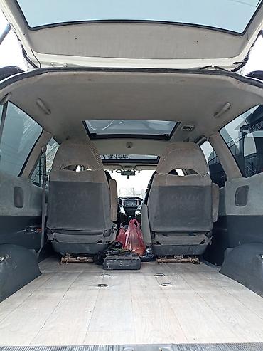 Toyota: Toyota Estima: 1993 г., 2.4 л, Механика, Бензин, Минивэн — 13