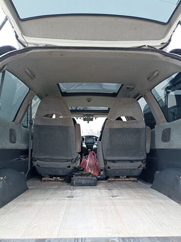 Toyota: Toyota Previa: 1993 г., 2.4 л, Механика, Бензин, Минивэн — 14