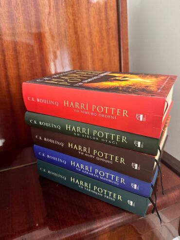 Velosipedlər: Məhsul: Azərbaycan dilində “Harri Potter” kitabları – sərt üzlü