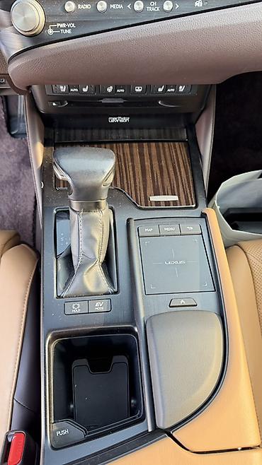 Lexus: Lexus ES: 2020 г., 2.5 л, Вариатор, Гибрид, Седан — 12