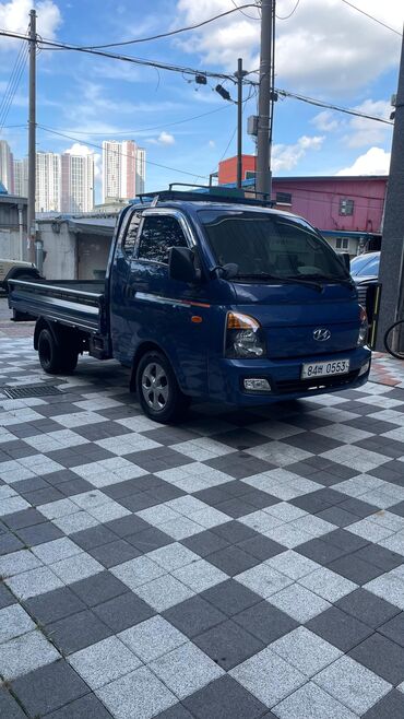 Легкий грузовой транспорт: Легкий грузовик, Hyundai, Стандарт, До 1 т, Б/у
