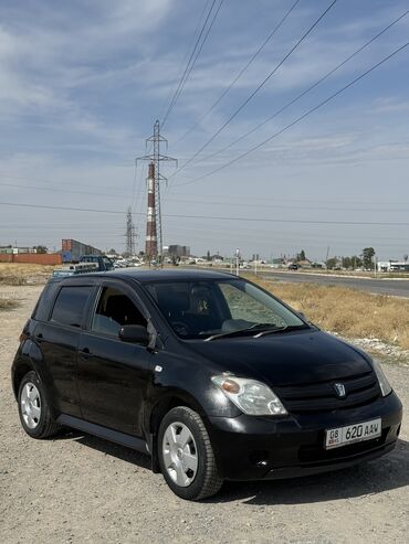 Toyota: Toyota ist: 2003 г., 1.5 л, Автомат, Бензин, Хэтчбэк