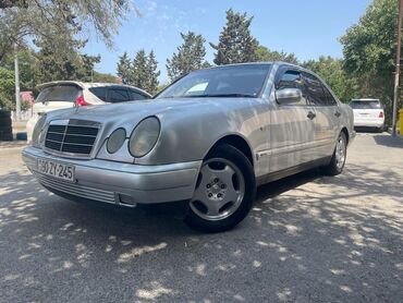 10000 mercedes: Mercedes-Benz : 2.2 l | 1998 il Sedan