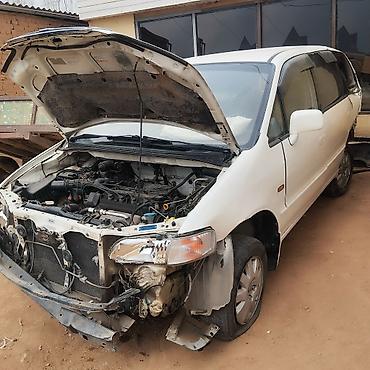 Другие детали кузова: Разбор Хонда Одиссей аварийная год 98 матор каропка жакшы салон таза — 4