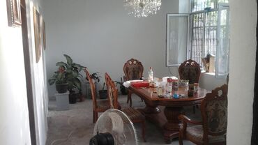 Həyət evləri və villaların satışı: 4 otaqlı, 300 kv. m, Orta təmir — 8