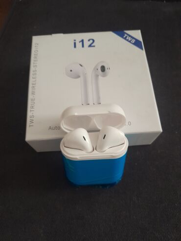 Slušalice: Bluetooth slušalice i12 TWS Bluetooth: v5.0+EDR Podržava: SiRi — 3