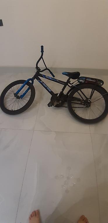 İdman velosipedləri: Uşaq velosipedi – BMX üslubunda - Rəng: qara–mavi, sükan ucları mavi — 6