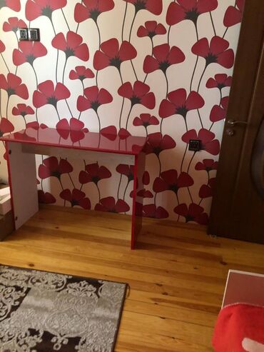 Mənzil kirayələyirəm: 3 otaqlı, 85 kv. m — 8