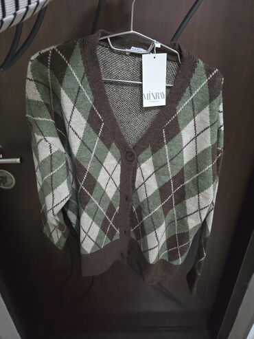 детские халаты с ушками: Trendyoldan alınıb razmer sehv gəldiyi üçün satılır heç işlənməyib