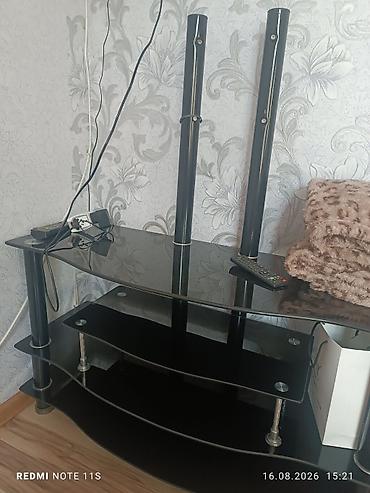 vişne murebbesi: Salam televizor altlığı satılır lazım edilmir deyə satıram ünvan — 1