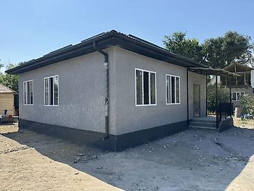 вагон для дома: Одноэтажный жилой дом с террасой/крыльцом. Находится в селе Дмитриевка — 4